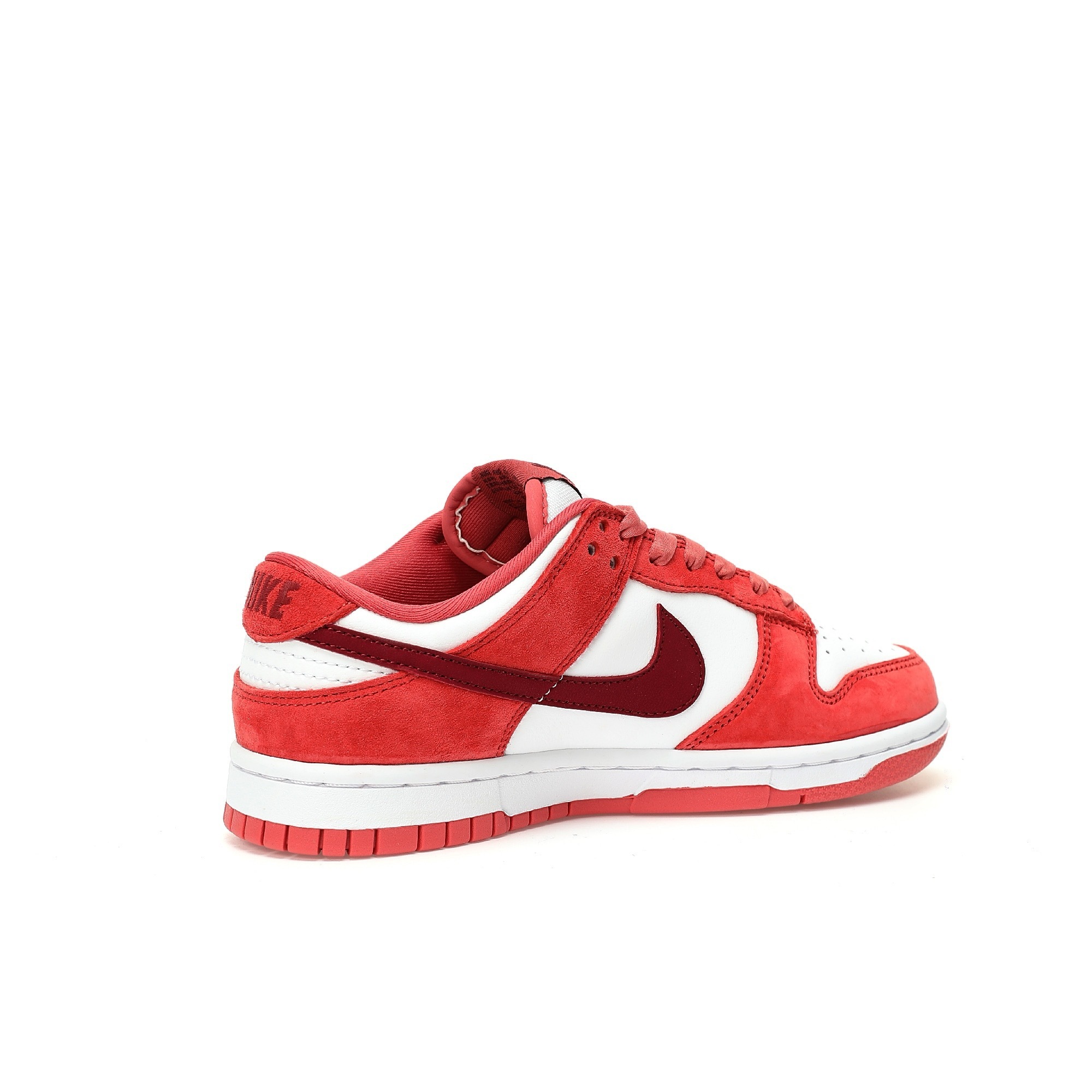 Nike Dunk Low SB Sneaker FQ7056-100 - Image 3