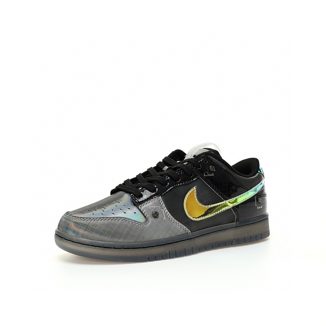 Nike Dunk Low SB Sneaker FV3617-001 - Image 2
