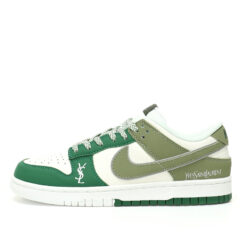 Nike Dunk Low SB Sneaker GF2409-170