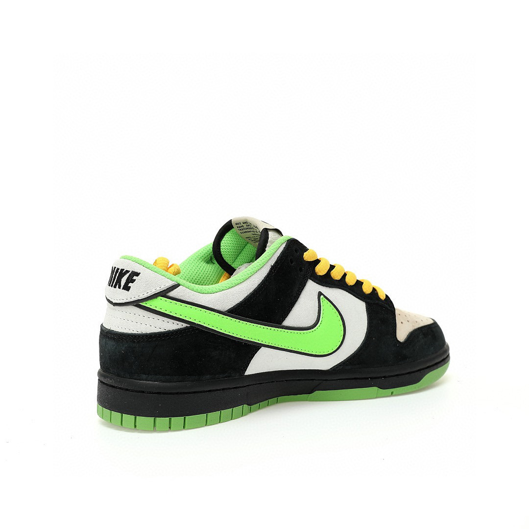 Nike Dunk Low SB Sneaker GP5532-063 - Image 3