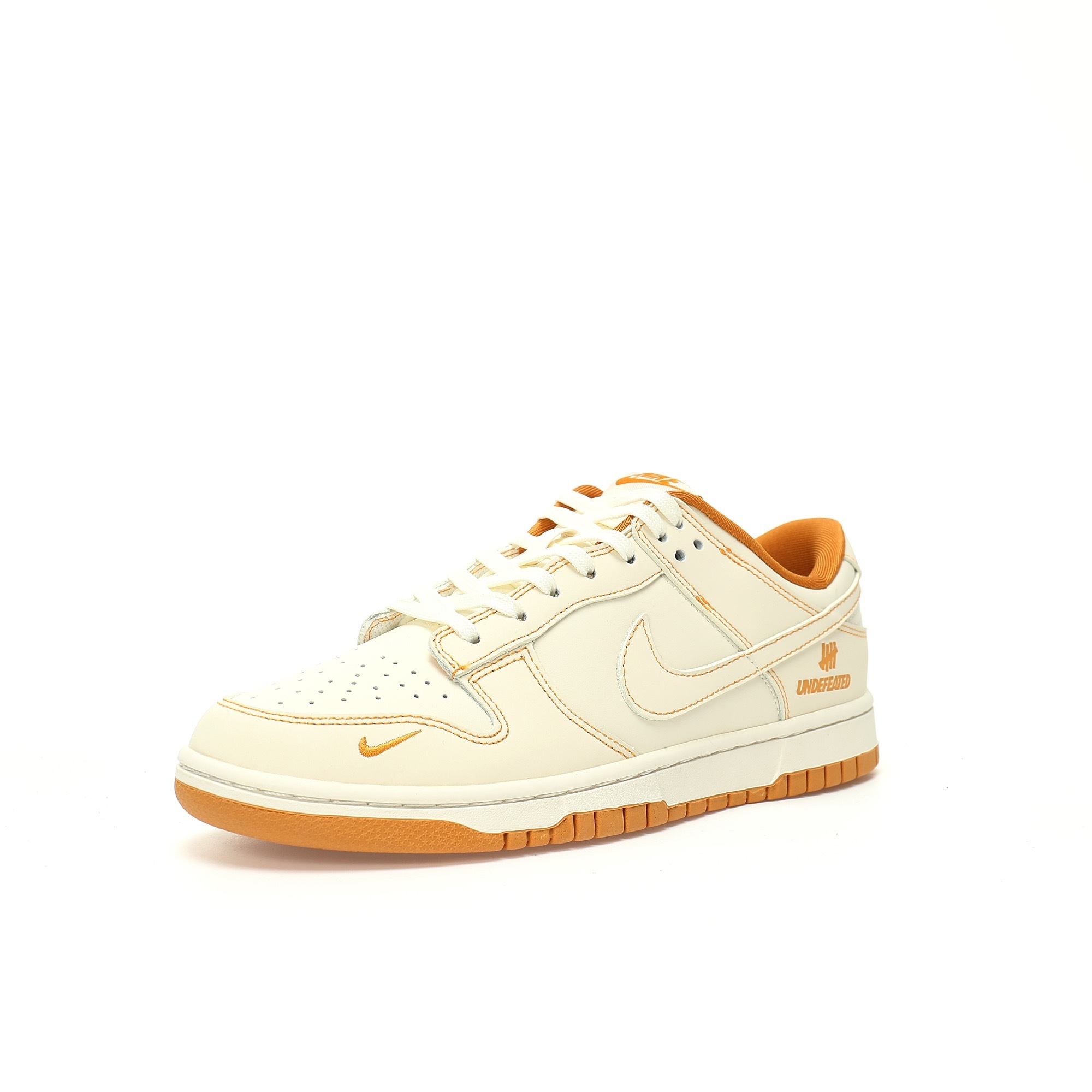 Nike Dunk Low SB Sneaker KK1688-011 - Image 5