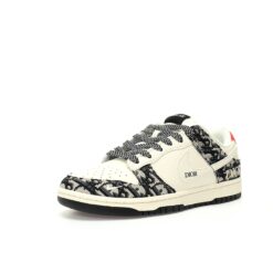 Alternative view of Nike Dunk Low SB Sneaker XY1688-010
