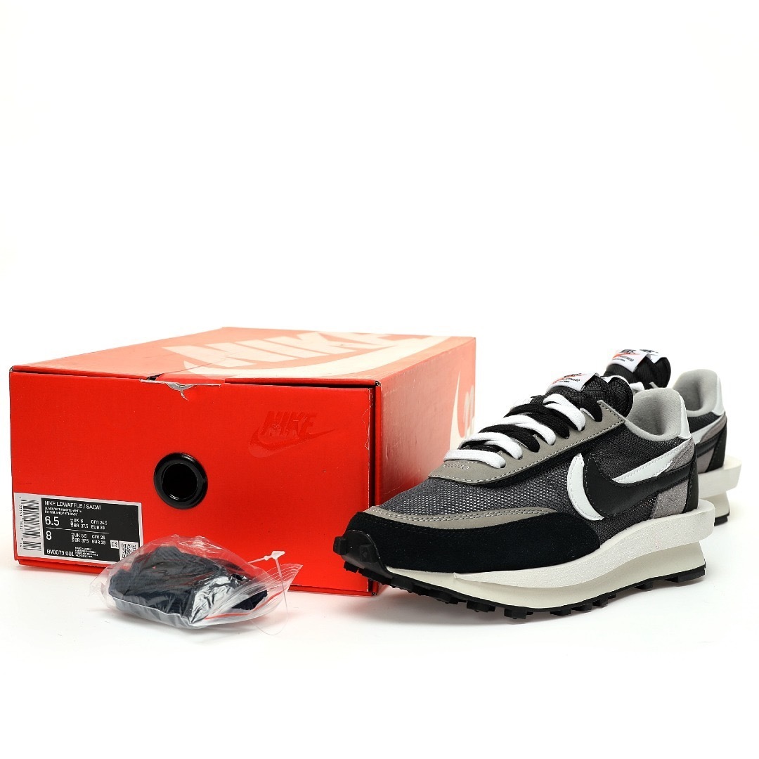 Nike Sacai Sneaker BV0073-001 - Image 3