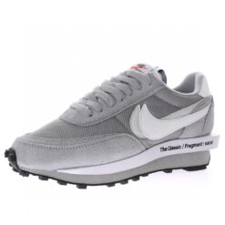 Alternative view of Nike Sacai Sneaker DH2684-001