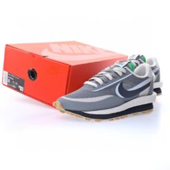Alternative view of Nike Sacai Sneaker DH3114-001