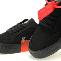 Alternative view of Off-White Sneaker OMIA085E20FAB0011001_CM_2