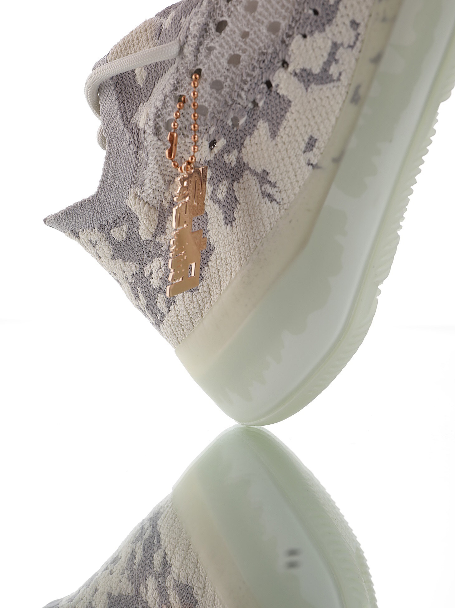 Yeezy Boost 380 Sneaker FV3260 - Image 8