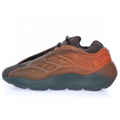 Yeezy Boost 700 Sneaker GY4109