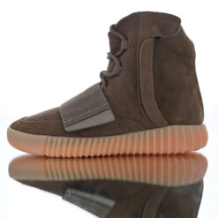Yeezy Boost 750 Sneaker BY2456