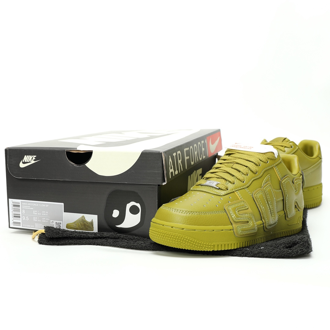 Nike Air Force 1 07 Low Moss Sneakers FQ7069-300 - Image 9
