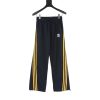 ADIDAS Bottomwear S-L 190202605210743_89