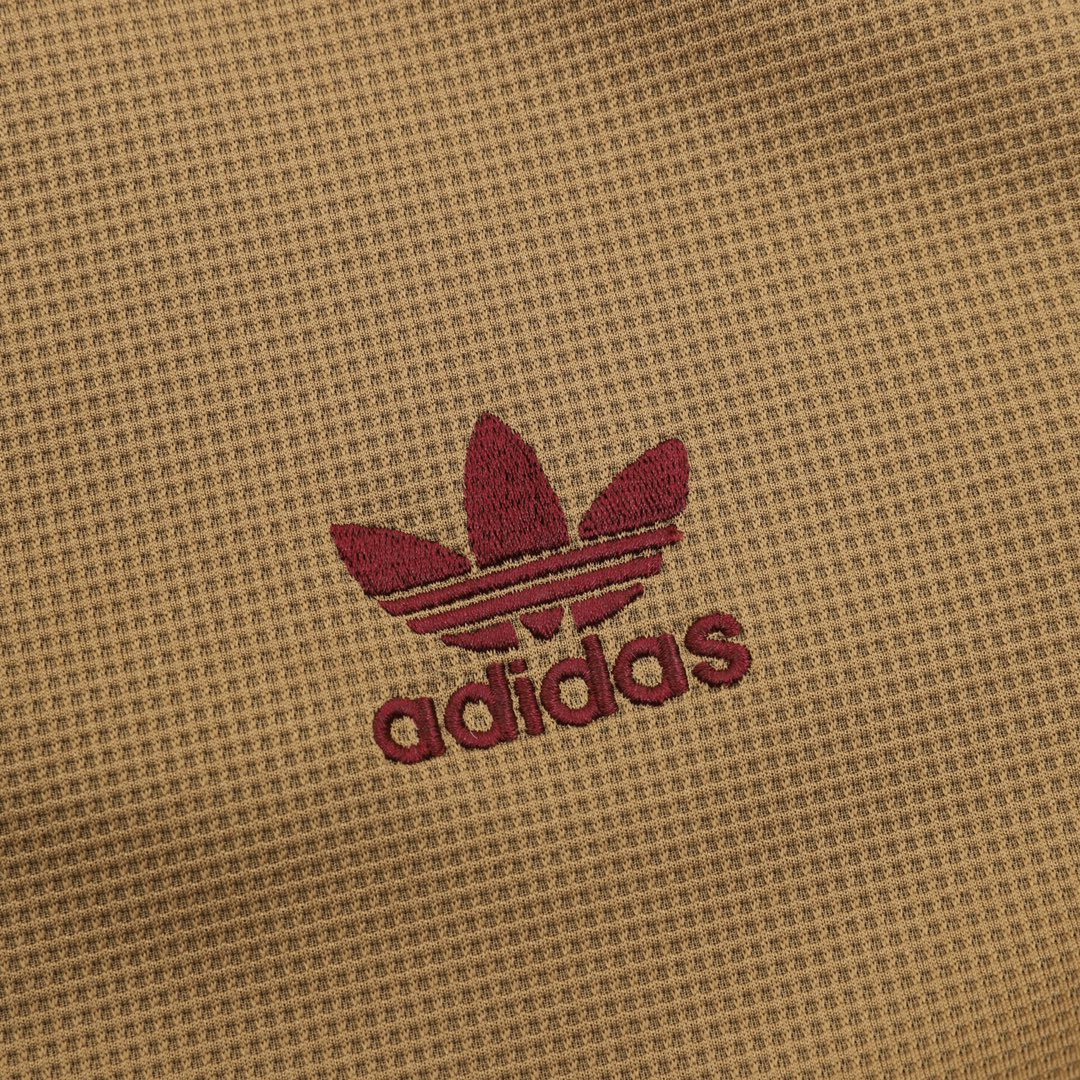ADIDAS Outwear S-L 220202605210747_99 - Image 4