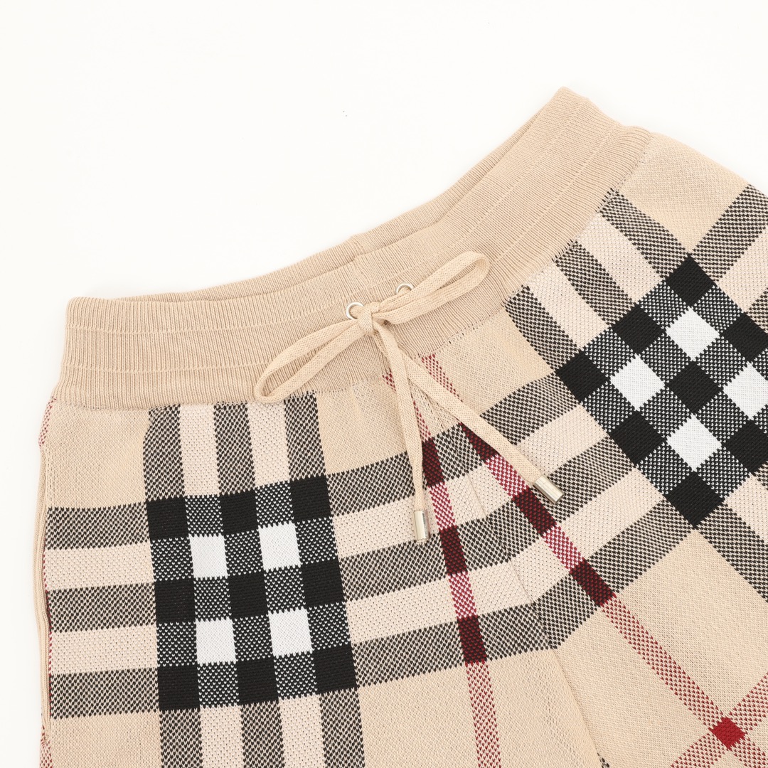 BURBERRY Bottomwear S-XL 150202605210701_79 - Image 3