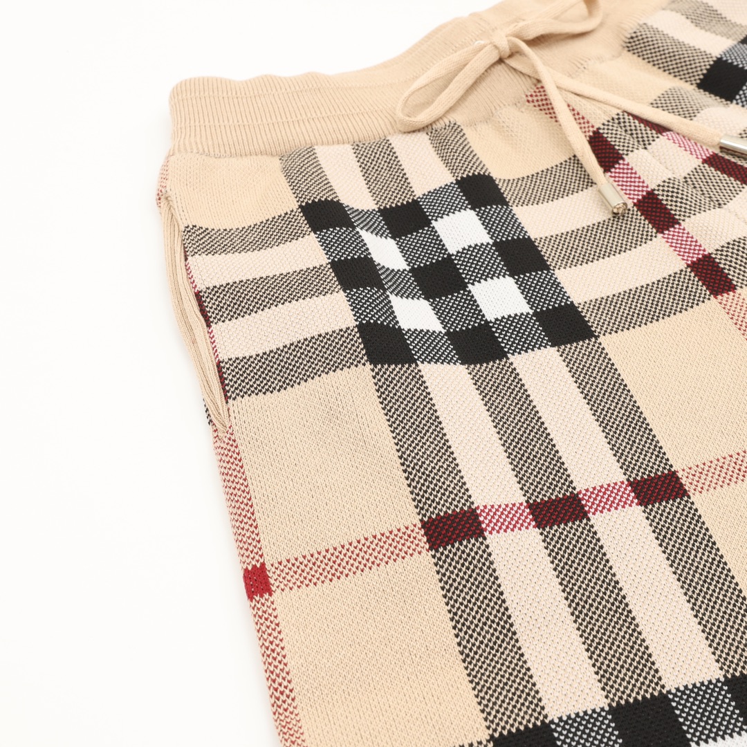 BURBERRY Bottomwear S-XL 150202605210701_79 - Image 5