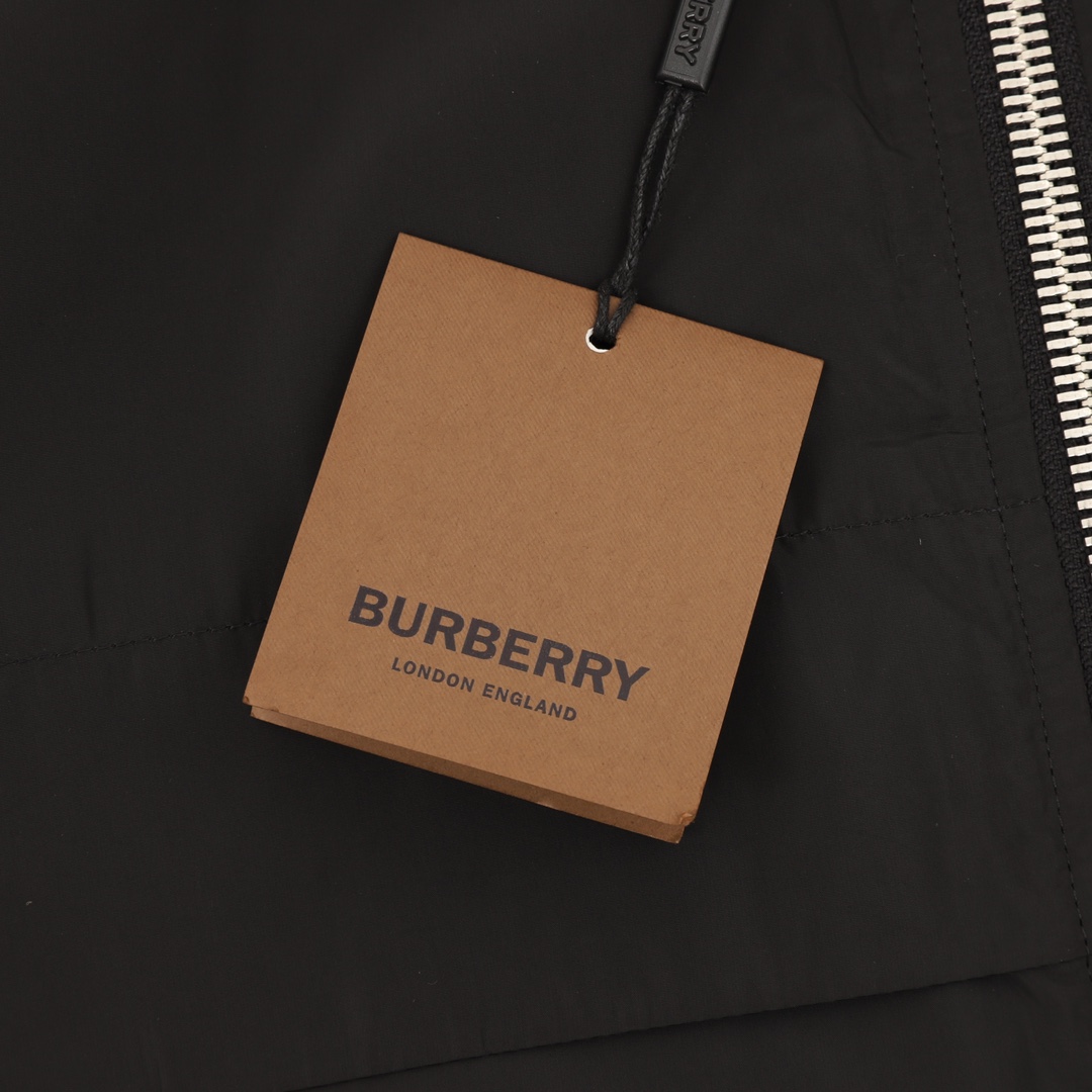 BURBERRY Outwear 48-56 340202605210875_129 - Image 5