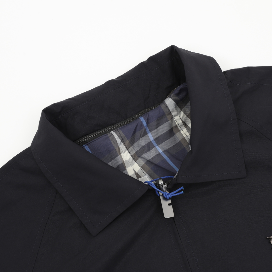 BURBERRY Outwear S-L 390202605210421_149 - Image 3