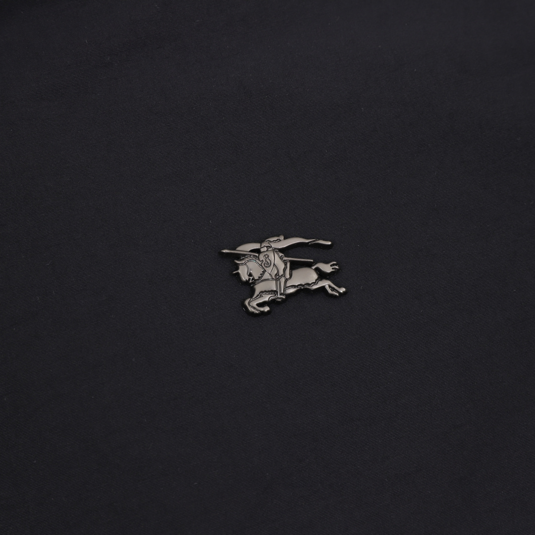 BURBERRY Outwear S-L 390202605210421_149 - Image 4
