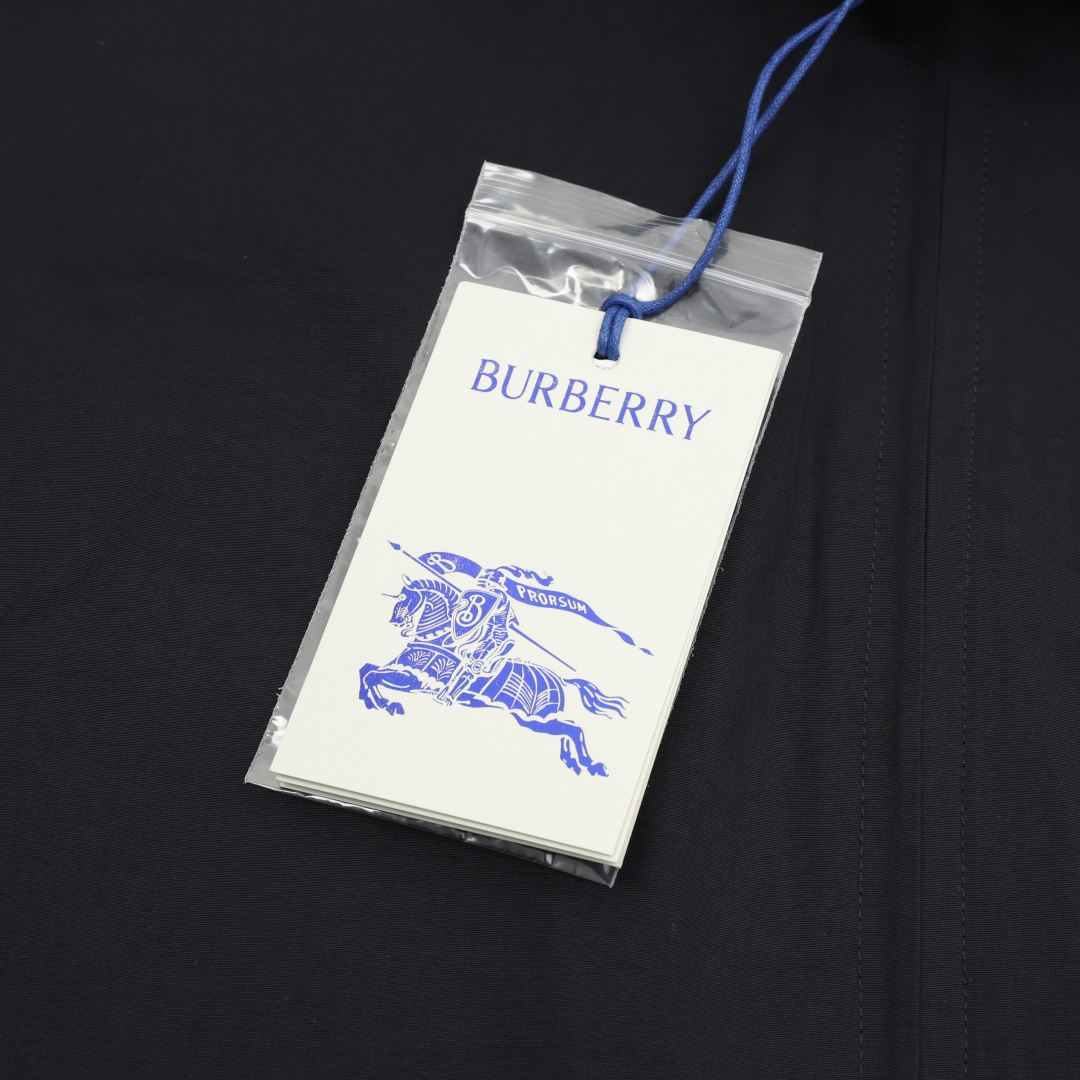 BURBERRY Outwear S-L 390202605210421_149 - Image 5
