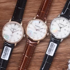 Alternative view of CHANEL Boy Friend Quartz (White Dial) 34mm 230202605290194_129