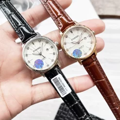 Alternative view of CHANEL J12 Quartz (White Dial) 35mm 135202605290028_99