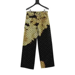 LOUIS VUITTON Trousers & Shorts Cotton 30-36 430202605290238_159