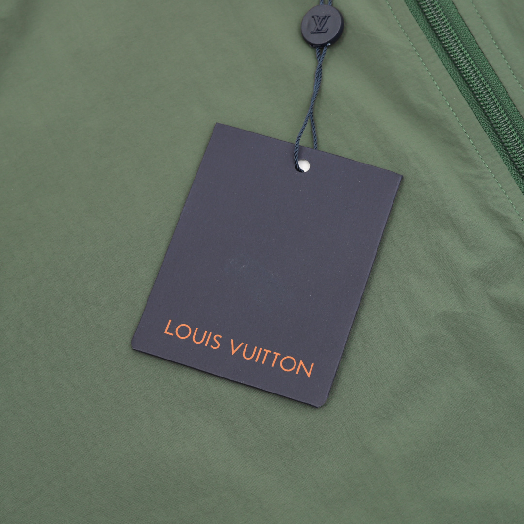 LV Outwear S-XL 250202605210479_109 - Image 6