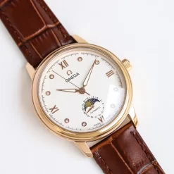 Alternative view of OMEGA De Ville Automatic JR1 (White Dial) 40mm 1125202605290237_389
