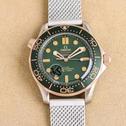 OMEGA Seamaster Automatic Diver 300M (Green-Black-Grey Dial) 40mm 1150202605290131_389