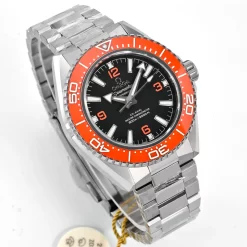 Alternative view of OMEGA Seamaster Automatic Planet Ocean (Black Dial) 42mm VS 1700202605290247_549