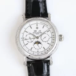 Alternative view of PATEK PHILIPPE Calatrava Automatic R75 (White Dial) 42mm 1575202605290125_519
