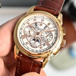 Alternative view of PATEK PHILIPPE Calatrava Automatic (White Dial) 40mm TW 1475202605290080_489