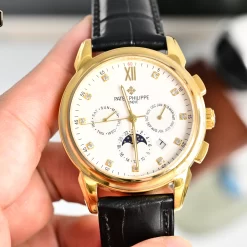 Alternative view of PATEK PHILIPPE Calatrava Automatic (White Dial) 40mm TW 1475202605290082_489