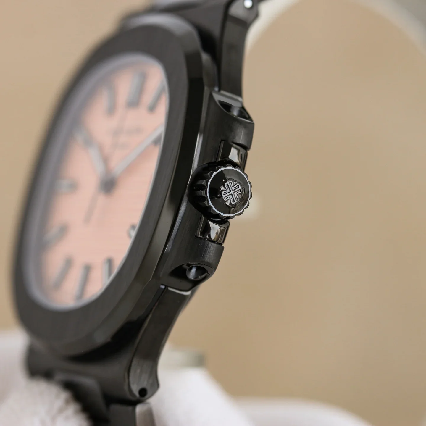 PATEK PHILIPPE Nautilus Automatic 5711 (Pink Dial) 40mm GR 1300202605290279_439 - Image 5