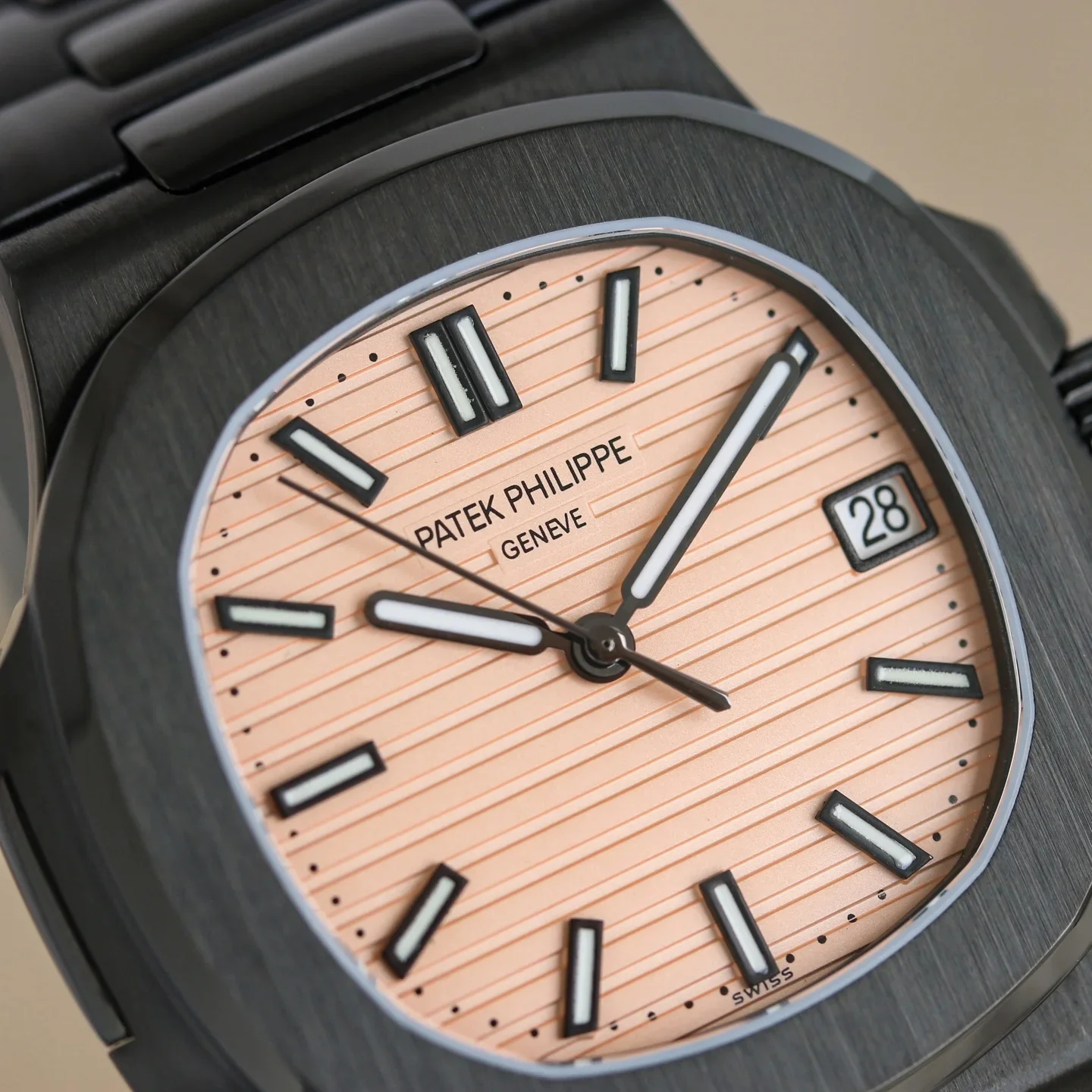 PATEK PHILIPPE Nautilus Automatic 5711 (Pink Dial) 40mm GR 1300202605290279_439 - Image 7