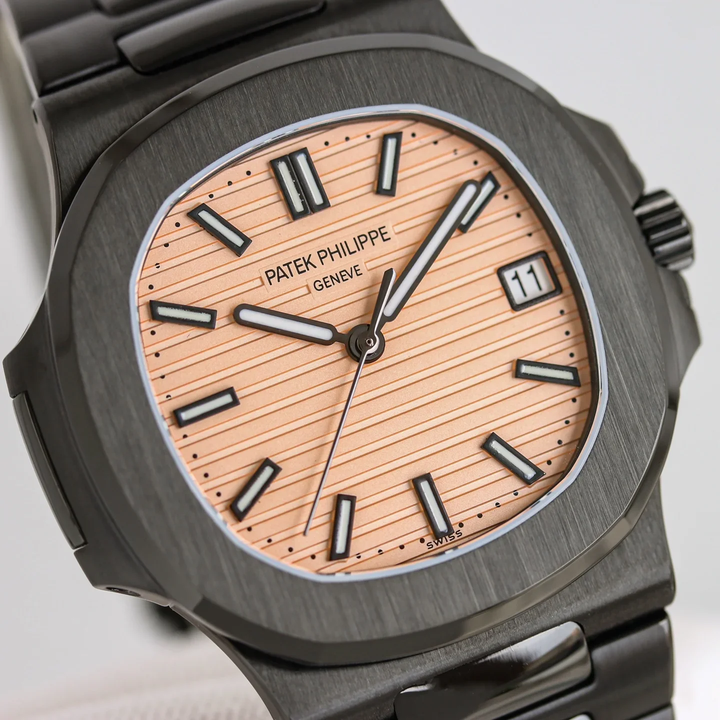 PATEK PHILIPPE Nautilus Automatic 5711 (Red-Pink Dial) 40mm GR 1300202605290281_439 - Image 6