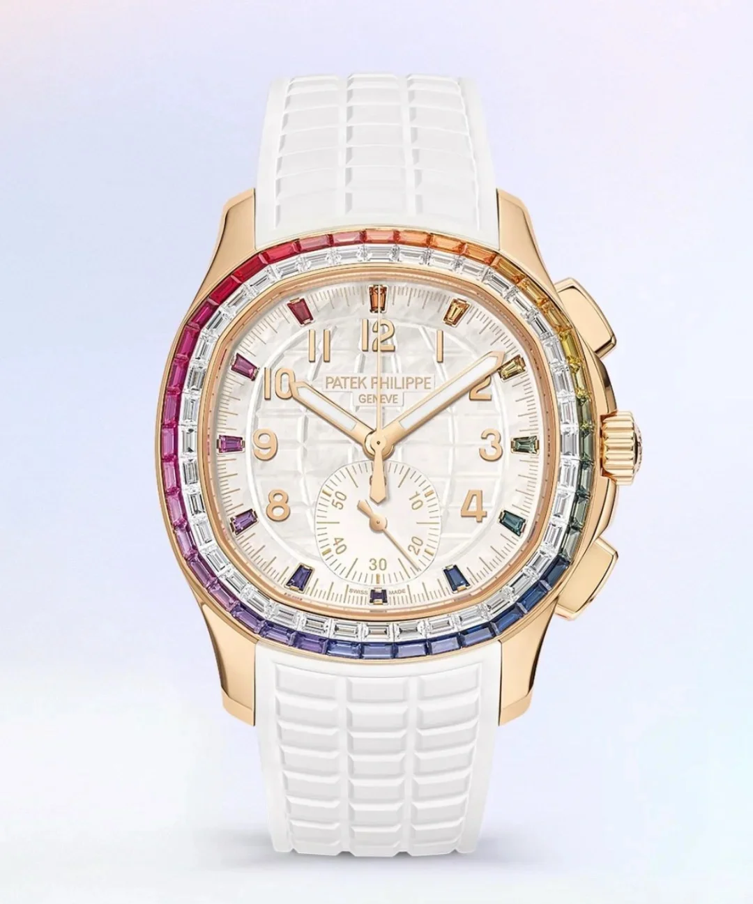 PATEK PHILIPPE Nautilus Automatic Caliber CH 28-520 (White Dial) 40mm 2950202605290136_909