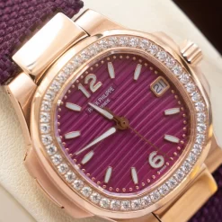 Alternative view of PATEK PHILIPPE Nautilus Quartz 7010 (Purple Dial) 32mm 1400202605290166_469