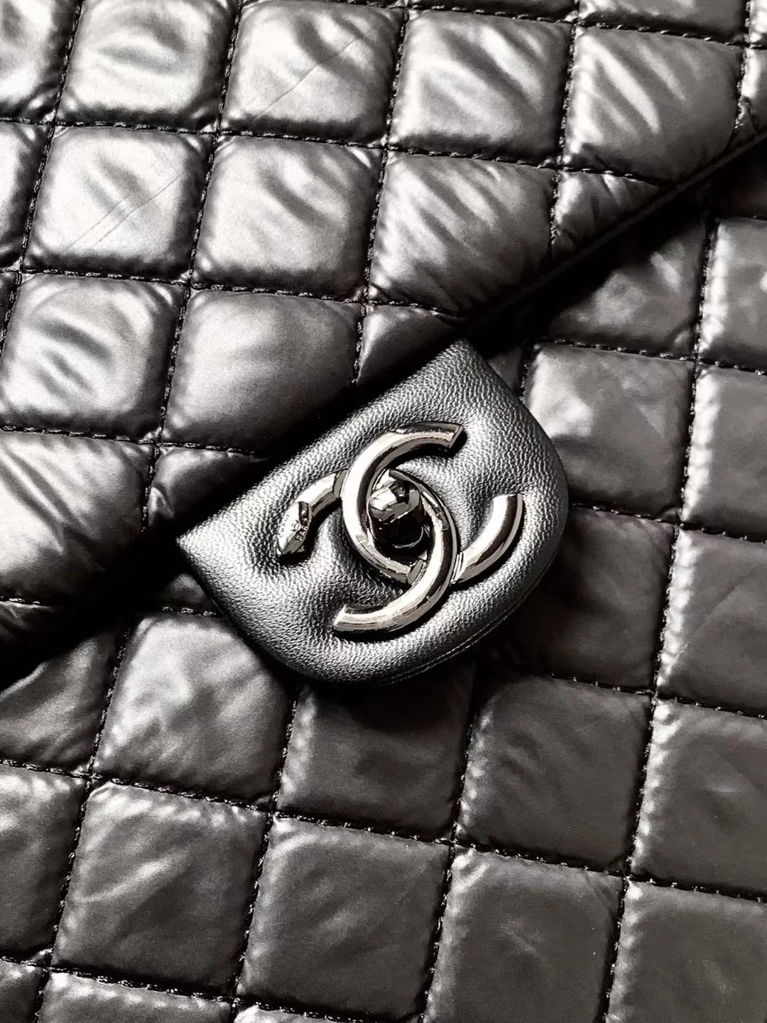 CHANEL Suitcases 40x45x23cm 480202606230013_149 - Image 7