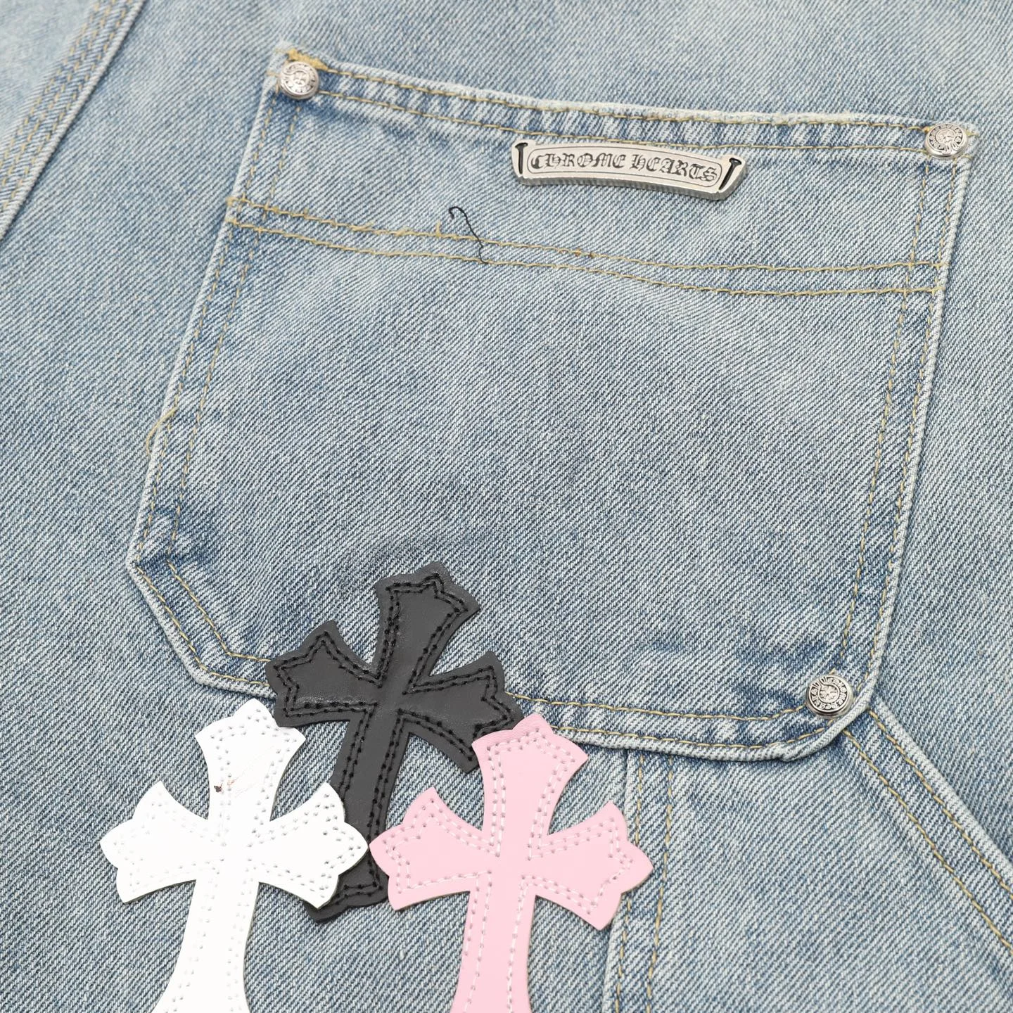 CHROME HEARTS Trousers & Shorts Denim (Light Blue-Black-Pink-White) S-XL 200202606040475_109 - Image 6