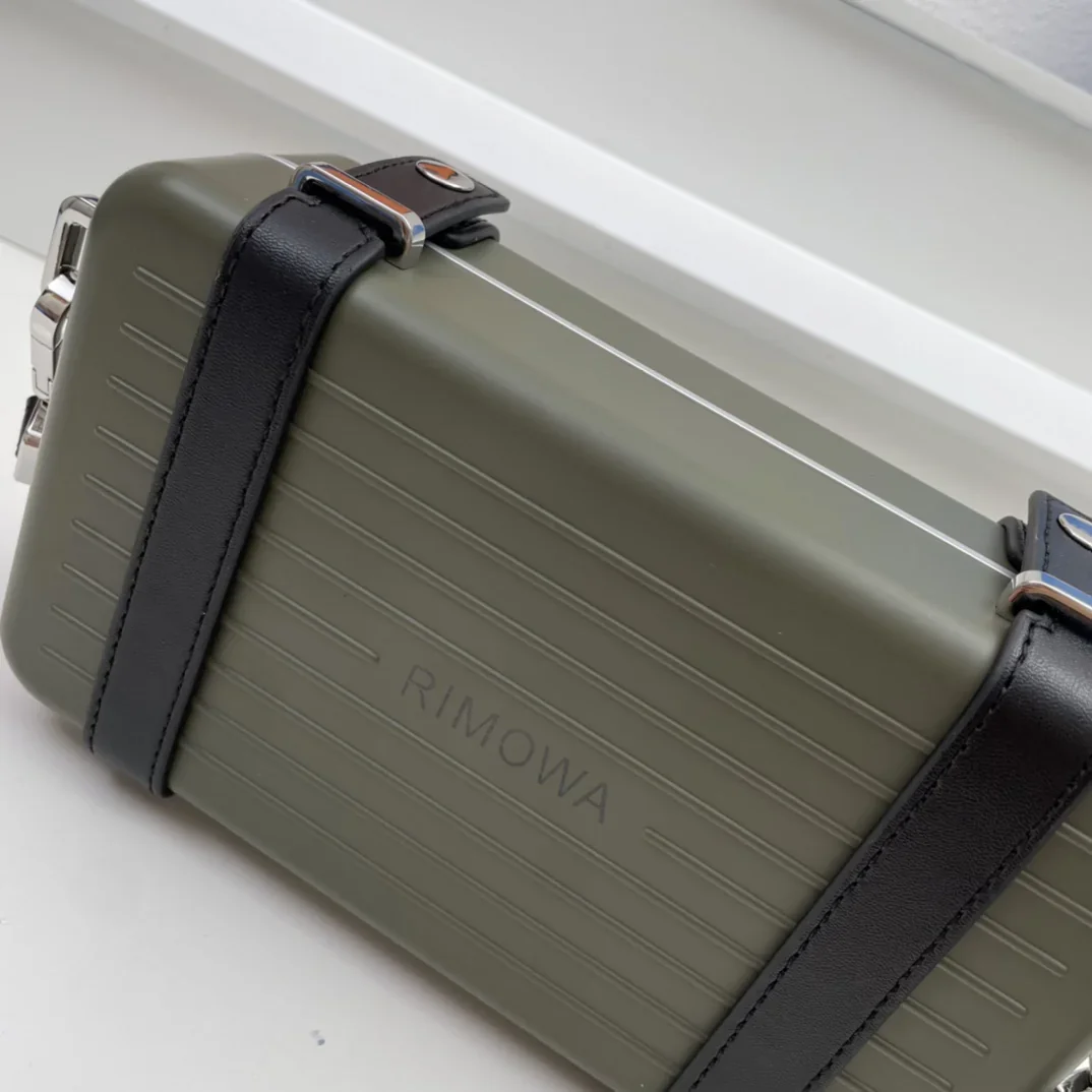 DIOR Suitcases 13.5x20x6.5cm 330202606230037_109 - Image 6