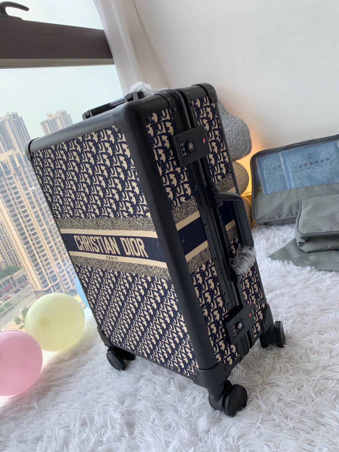 DIOR Suitcases 20inch 37x21x57cm 72.5x45x31cm 500202606230011_159 - Image 2
