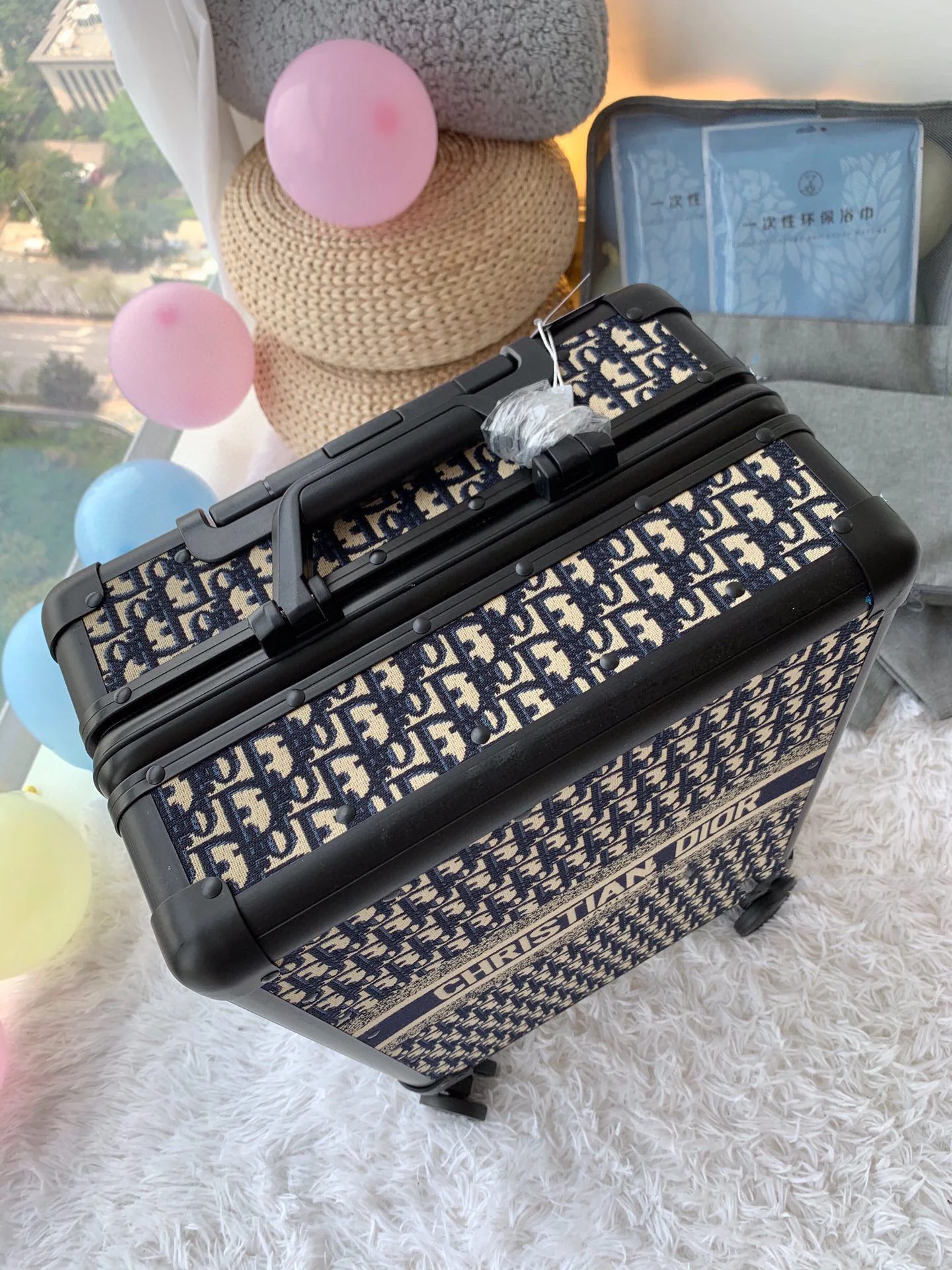 DIOR Suitcases 20inch 37x21x57cm 72.5x45x31cm 500202606230011_159 - Image 4