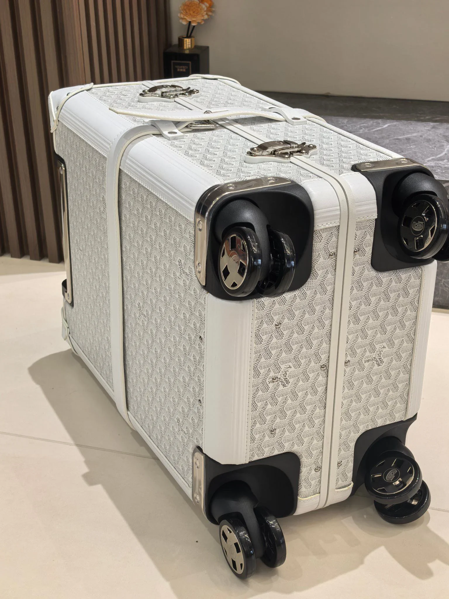 GOYARD Suitcases 20inch 2000202606230041_619 - Image 4