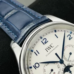 Alternative view of IWC Portugieser Automatic (White Dial) 40mm 1650202606040398_539