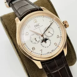 Alternative view of IWC Portuguese Automatic (White Dial) 40mm 1700202606040275_549