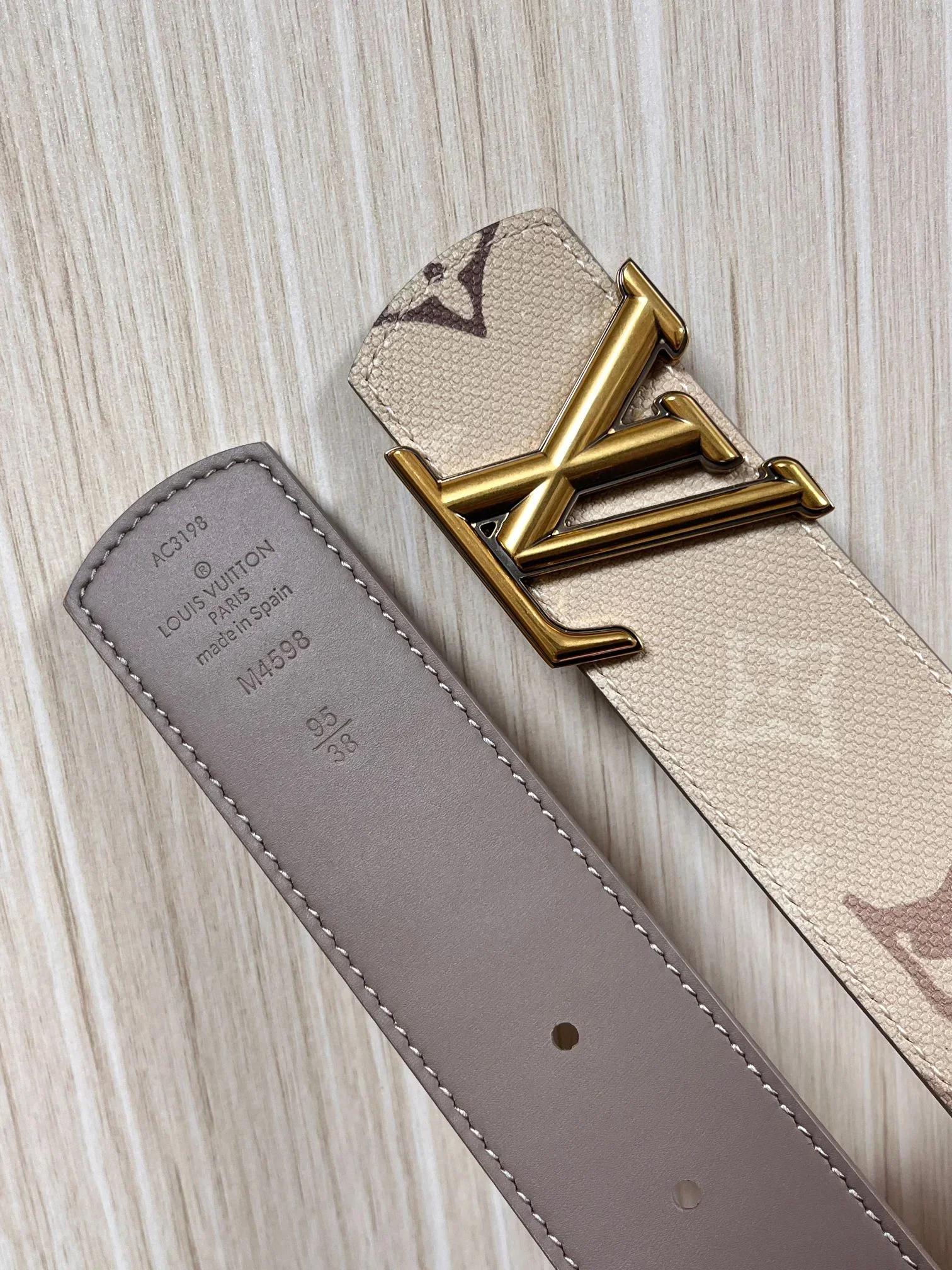 LV Belts Men 160202606030112_79 - Image 3