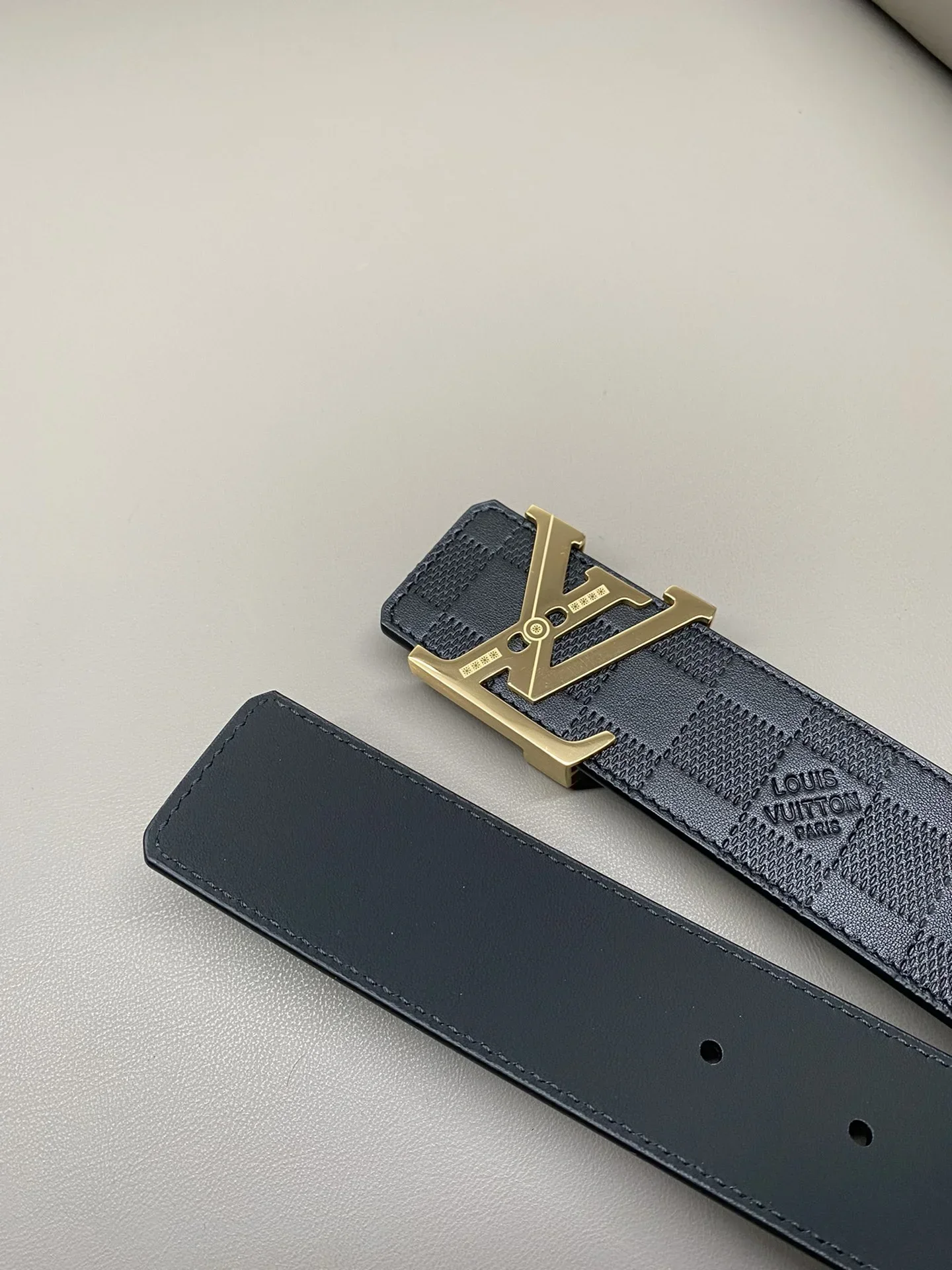 LV Belts Unisex 170202606030134_79 - Image 3