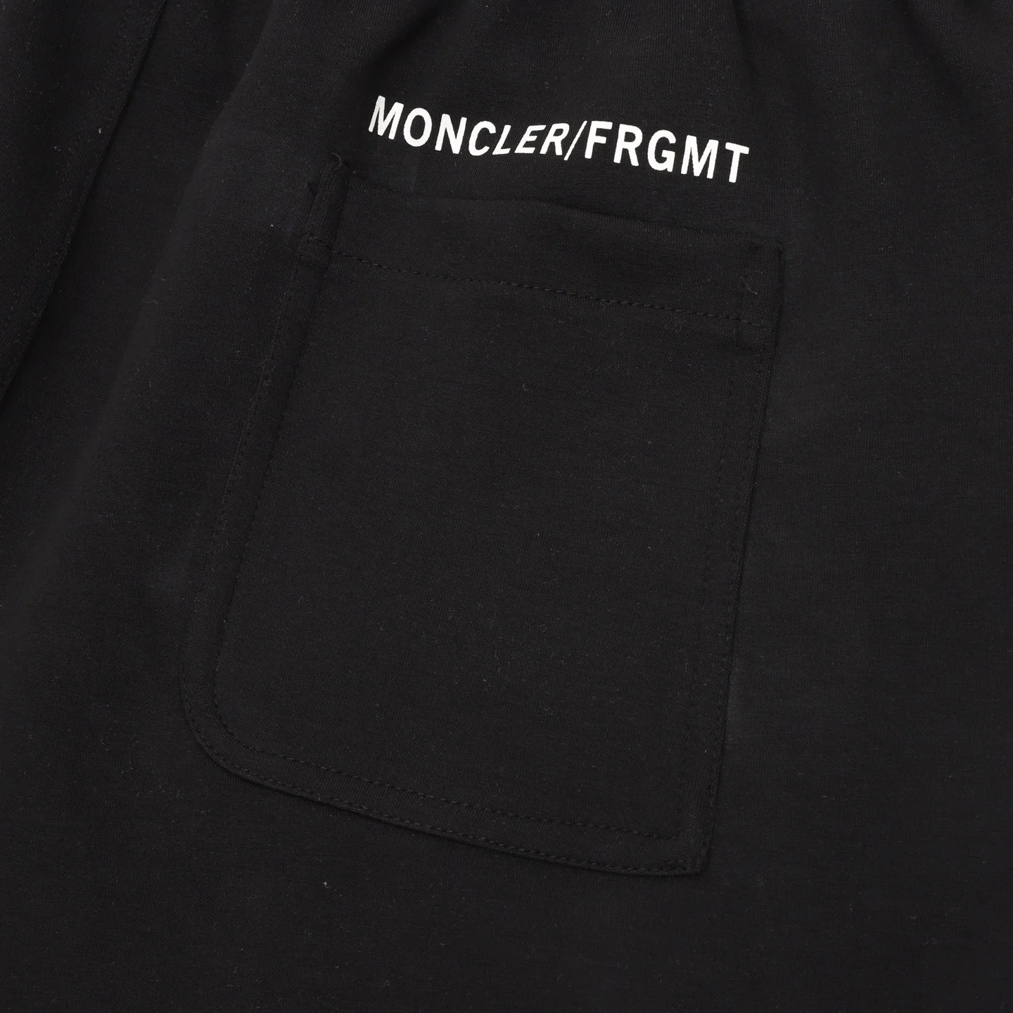 MONCLER Trousers & Shorts Cotton (Black) XS-L 140202606040359_89 - Image 7
