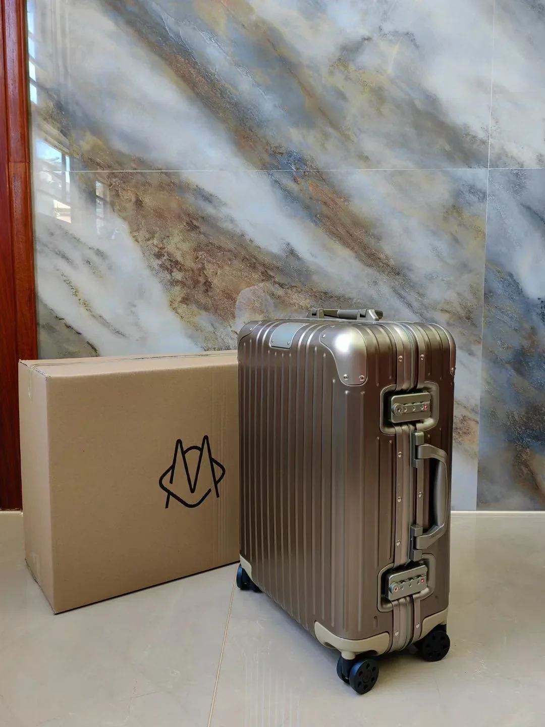 RIMOWA Suitcases 20inch,26inch,30inch 550202606230076_169 - Image 2