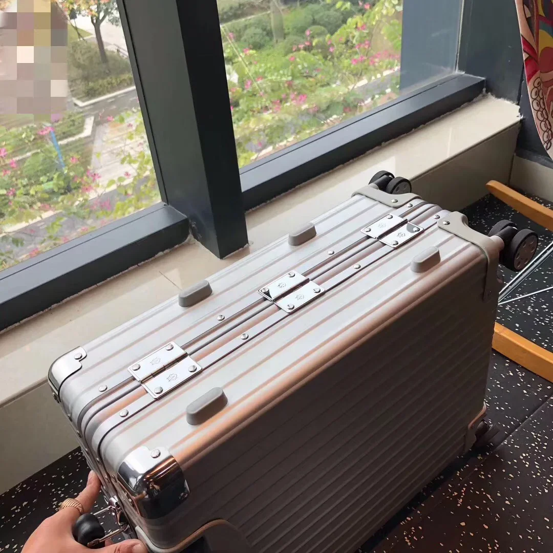 RIMOWA Suitcases 20inch 580202606230083_179 - Image 7